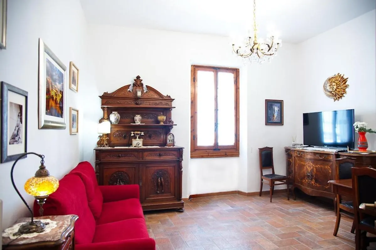 Elegant Apartment 300M From Old Town Center Florencia