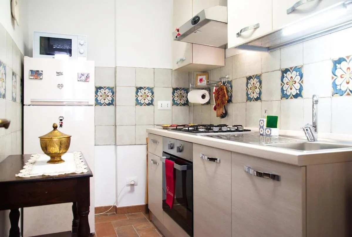 Elegant Apartment 300M From Old Town Center Florencia