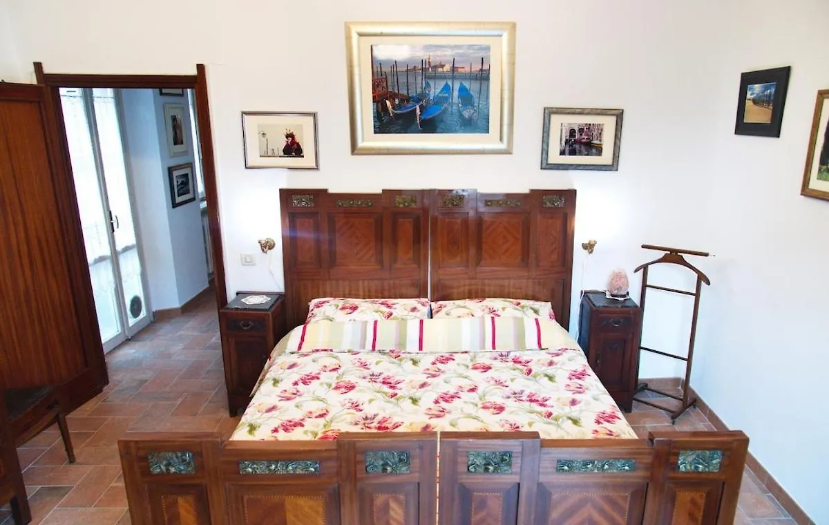 Elegant Apartment 300M From Old Town Center Florencia 0*,