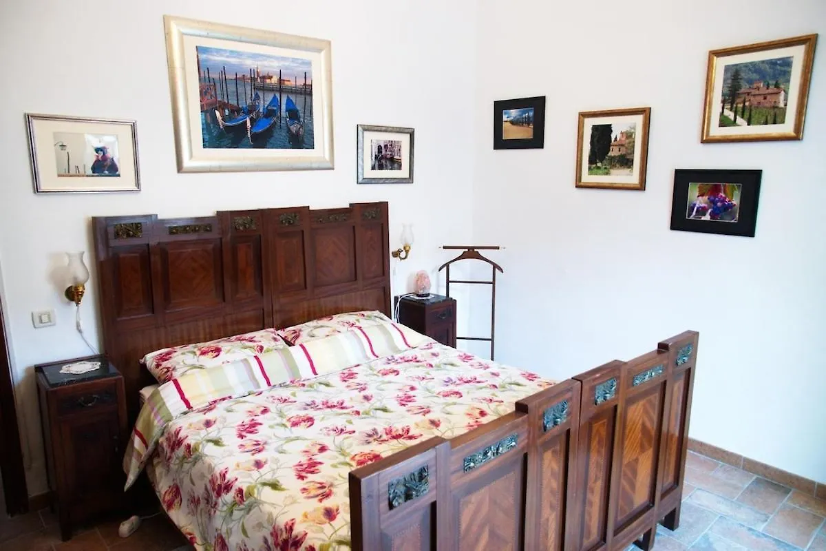 Elegant Apartment 300M From Old Town Center Florencia